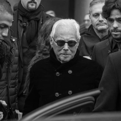 האם מעצב האופנה ג'ורג'יו ארמני פורש ומפנה את מקומו להאדי סלימאן? 