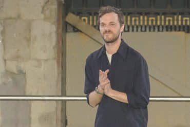 האם המעצב הראשי של בוטגה ונטה עובר לבית האופנה שאנל?
