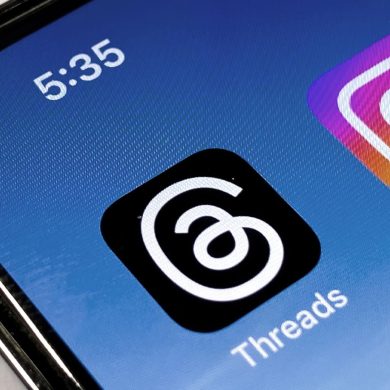 אוסטרליה העבירה חוק שאוסר על צעירים מתחת לגיל 16 להיכנס לרשתות החברתיות 