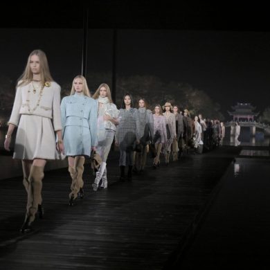 התצוגה האחרונה של שאנל בסין מוכיחה - אין לה צורך במעצב ראשי 