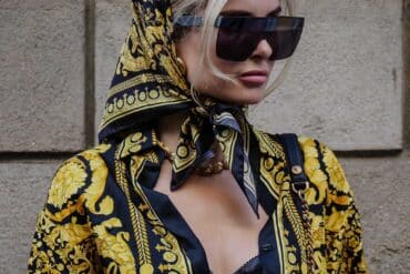 האם קבוצת פראדה מתכוונת לרכוש את בית האופנה ורסאצ'ה? 