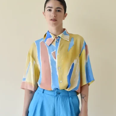 המעצב הישראלי שהפך צבע והדפס לקול המיוחד של הלקוחות שלו המעצב הישראלי שהפך צבע והדפס לקול המיוחד של הלקוחות שלו אופיר איבגי מותג אופנה