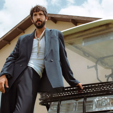 בקמפיין חדש וגדול - דורון אשכנזי משיק קולקצית גברים שהיא הרבה מעבר לחופה