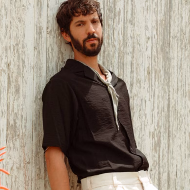 בין סטודנטים לחתנים, כך בונה דורון אשכנזי את העתיד של אופנת הגברים הישראלית